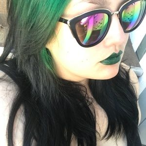 Meet your Posher, Erika